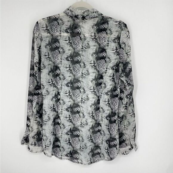 CAbi Python Snake Print Sheer Button Top
Chiffon Women's Blouse - Picture 6 of 12